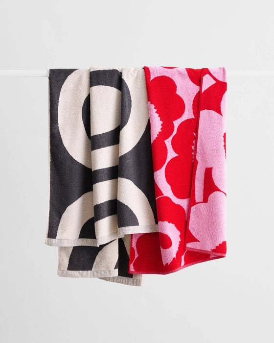 marimekko unikko bath towel | new designs
