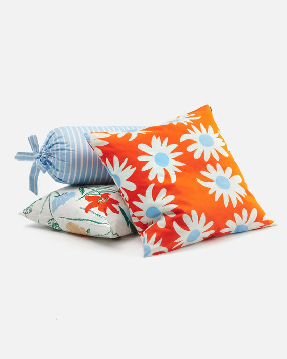 marimekko rakastaa ei rakastaa cushion cover