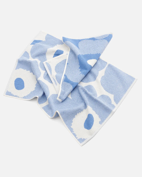 marimekko unikko towel | light blue