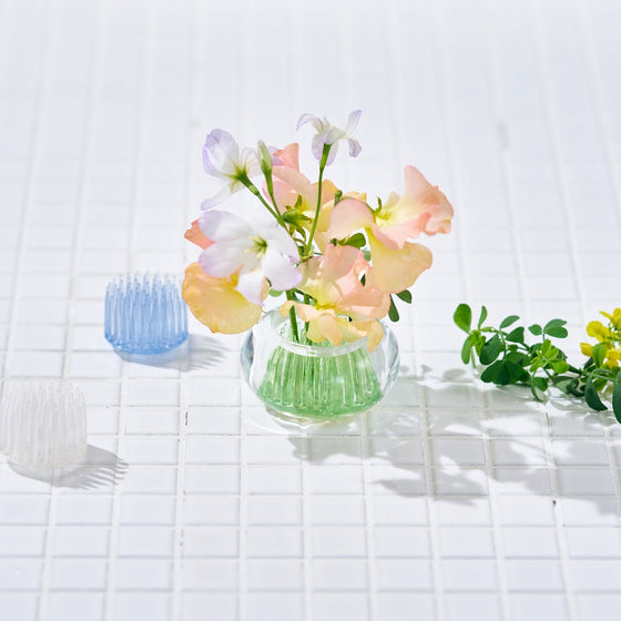 h-concept michi-kusa flower frog