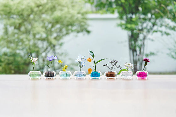 h-concept michi-kusa flower frog