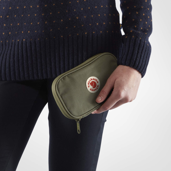 fjällräven travel wallet